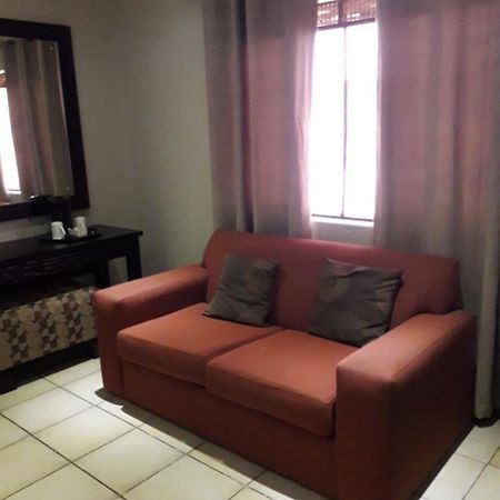 Coyotes Hotel & Conference Centre Mbombela Ngoại thất bức ảnh