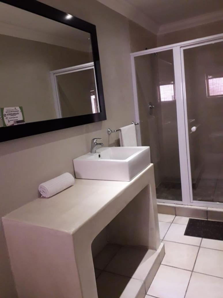 Coyotes Hotel & Conference Centre Mbombela Ngoại thất bức ảnh