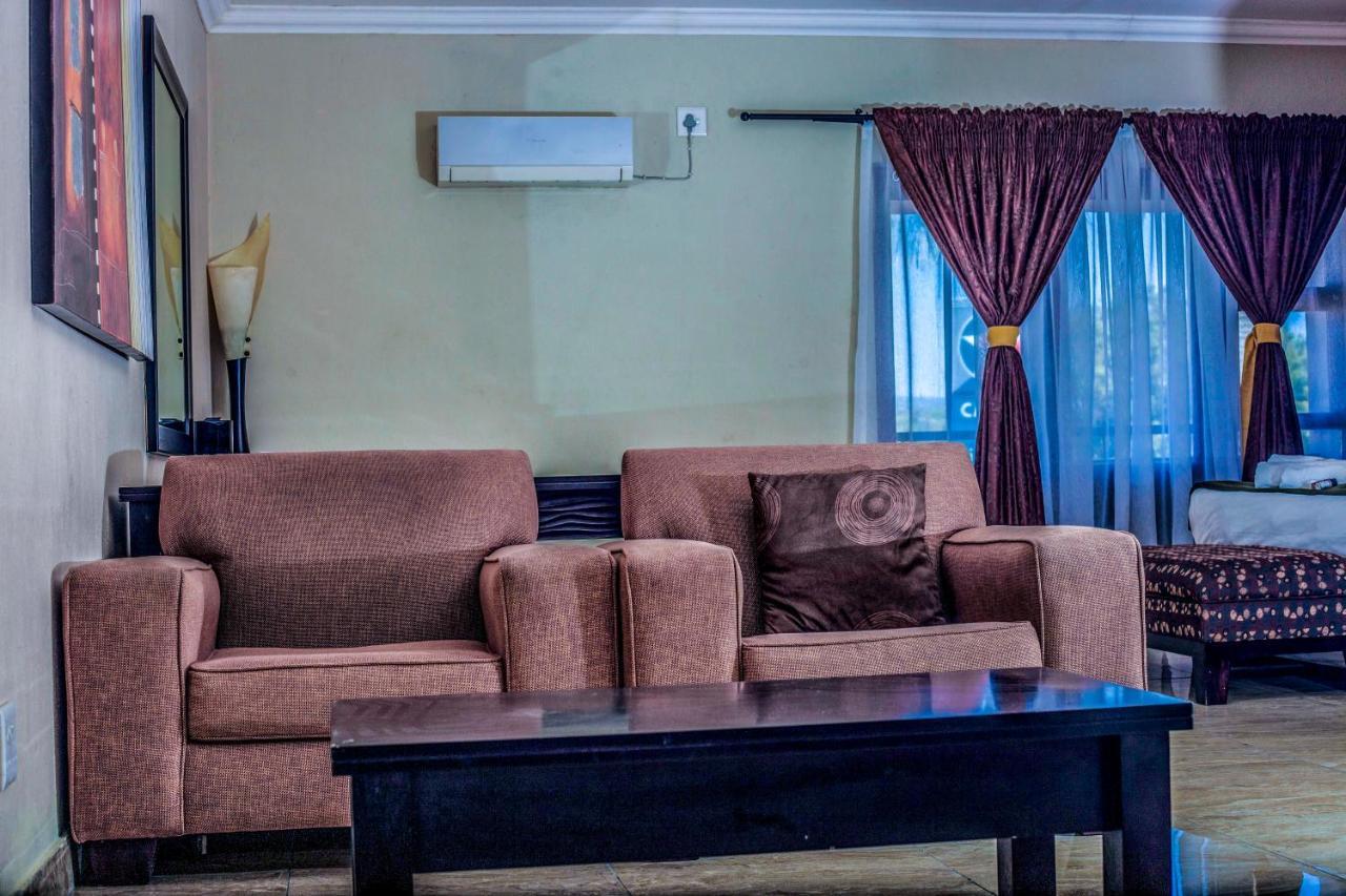 Coyotes Hotel & Conference Centre Mbombela Ngoại thất bức ảnh